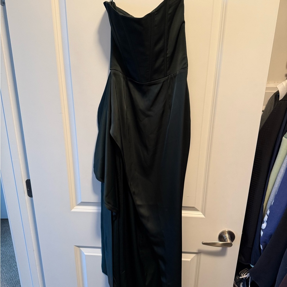 V. Chapman Green Strapless Dress